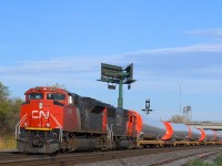 CN-8879 a SD-70-M@ with CN-5463 A SD-60 pulling a special convoy of cylinder for Wind Turbine coming around Gaspésie going to Ontario 