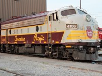With the Canada 150 consist in the shop getting some cleanup work done the trailing 4106 is left out in the clear.