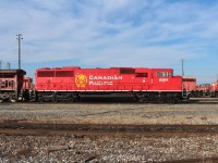 Freshly overhauled and painted in the new beaver scheme is 6261 the only SD60M of the five in the fleet to have received it.