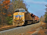 CP 246 had a nice change from the usual CP red when UP 5542 took to leading it down the Hamilton sub at Mile 74 and Conservation Road.