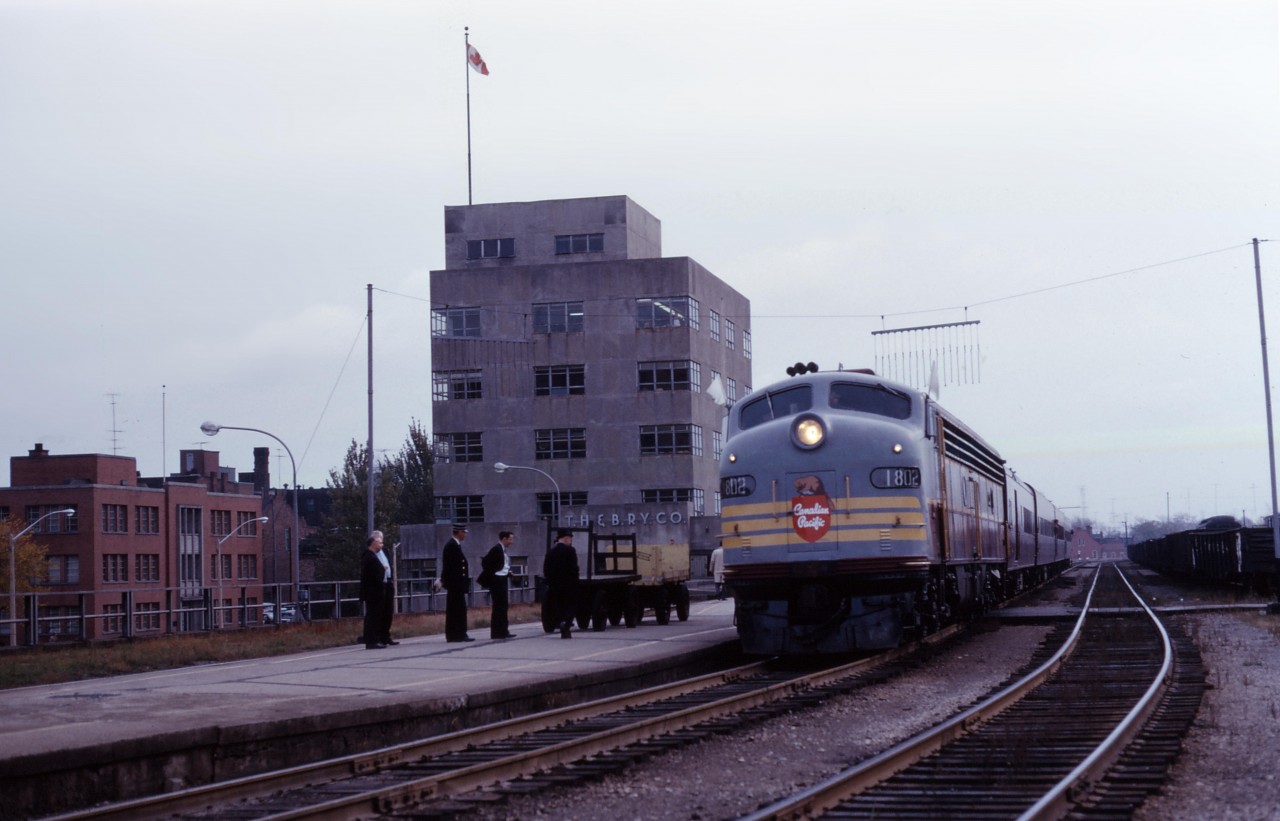 Here we see CP E8A 1802 preparing to leave Hamilton with a Toronto-Orangeville excursion via Hamilton and Guelph Jct. Oh, to have a time machine to travel back to those wonderful days!