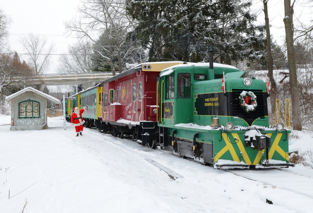 Port Stanley Terminal Rail's Santa Train (11:00) is about to depart the North Pole (aka Union Station) for the return trip downgrade to Port Stanley.  Santa is wishing everyone a very MERRY CHRISTMAS with a hearty HO HO HO while admiring the bright red caboose and spotless converted passenger cars. The PSTR is a neat heritage railway that began operating tourist trains in 1983 over a portion of the historic track of the London & Port Stanley Railway (L&PS). Peace, Health and Happiness to All this Christmas Season and throughout the New Year!