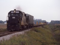 A lone GP35, 2918 leads N&W ND-27 (Niagara-Detroit) along the now abandoned Paynes Subdivision. Where, at one time the NYC St Clair Branch crossed. 