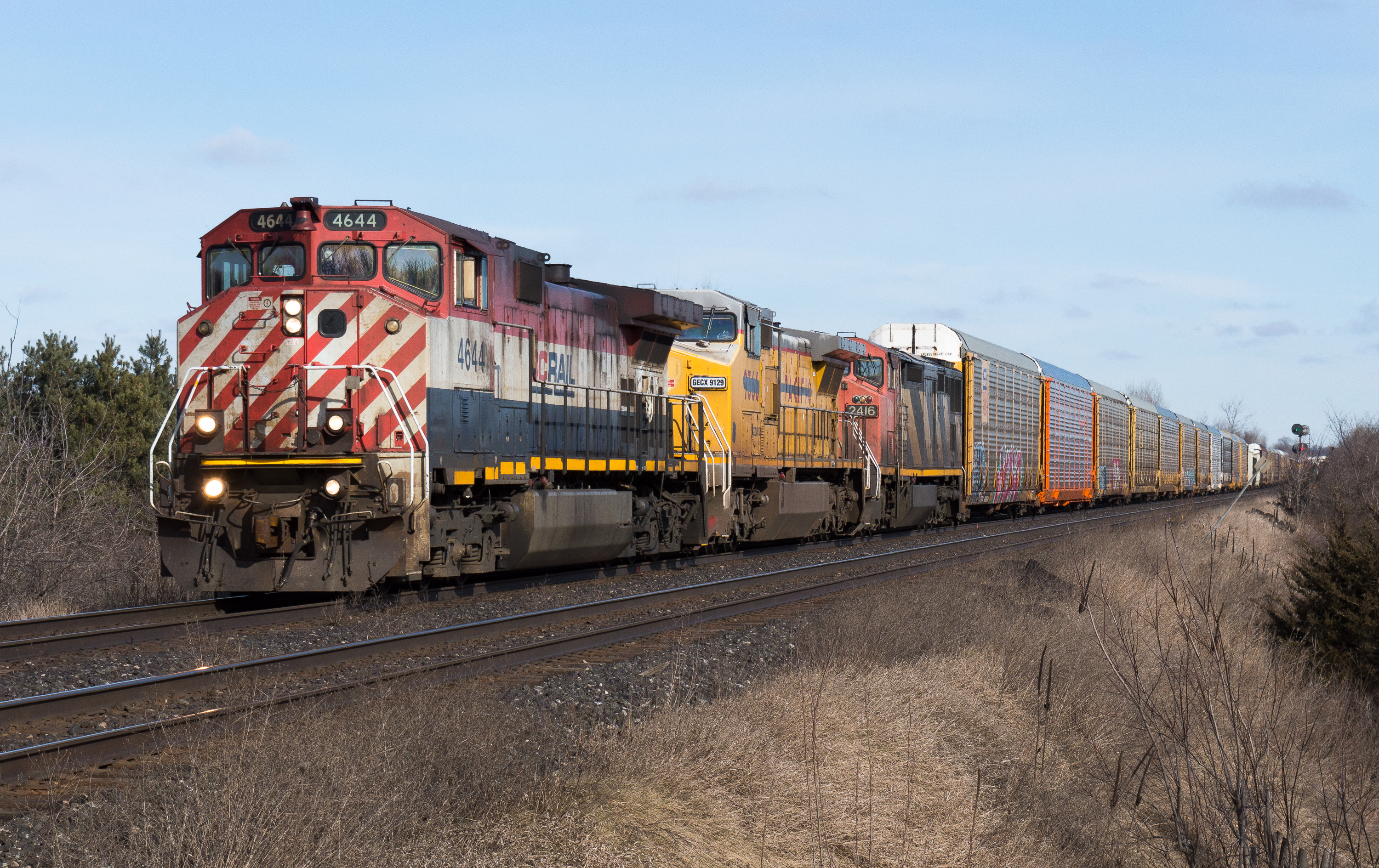 Railpictures.ca Joseph Photo CN 385 roars towards the