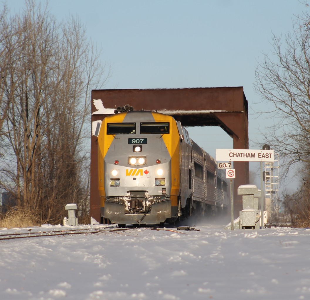 VIA 73 passes Chatham East moments before it would be delayed at the Chatham VIA station.