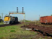 As much as I wish i'd have shot this some other way, on the other hand, it's a rather nice scene. In amazing looking shape, UP 9233 with a trailing CSXT SD40-2 round the curve at Paris Junction with the daily NS train to Buffalo, NY. No regrets right? Both of these units are endangered or already retired by now. This was one of those days that we went trackside not knowing what was coming :)