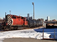 CP 5749 shoves 15 cars into Windsor Yard after interchanging with the Essex Terminal.