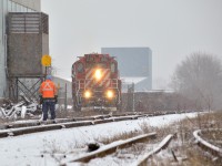 The OSR job rocks it's way along the jointed rail as it lifts a load from Gerdeau-Ameristeel's scrap yard in Guelph just before their brief Tim Horton's stop.