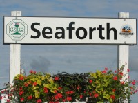 One of the nicest displayed railway signs I’ve ever photographed. Seaforth, Ontario during Goderich-Exeter Railway’s RailAmerica era on the railway’s Goderich Subdivision. 