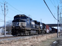 NS 9453 a D-9-44cw and NS-8431 C-40-8w pulling 14 cars coming from US CN-route 529  going to Taschereau yard near Dorval Montréal