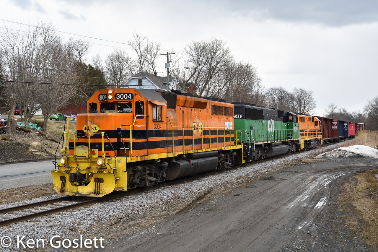 SLR 393 arrives Richmond from Island Pond, Vermont.