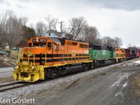 SLR 393 arrives Richmond from Island Pond, Vermont.