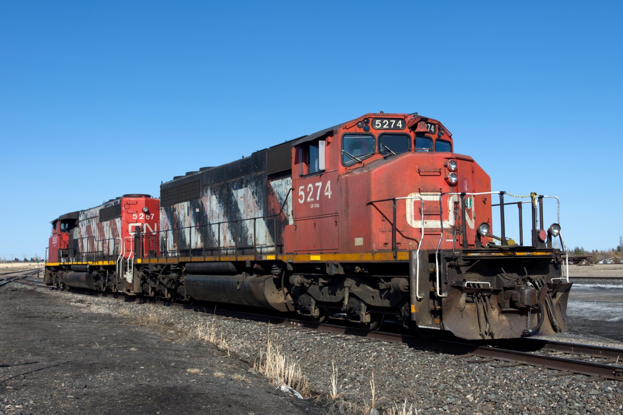Are we sure it's 2018 ? 

 Looking at this set of units tied down in Kindersley Saskatchewan, it's hard to believe the year is 2018.