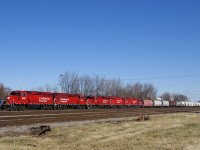 CP F94 has five geeps (CP 2307, CP 2280, CP 2252, CP 4428 & CP 3024) and a very long cut of cement cars for the Lafarge plant in Delson as it passes the perenially empty Lasalle Yard. 