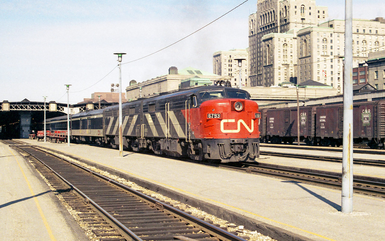 CN 6793 and its train are at Toronto Union Station in June 1972.