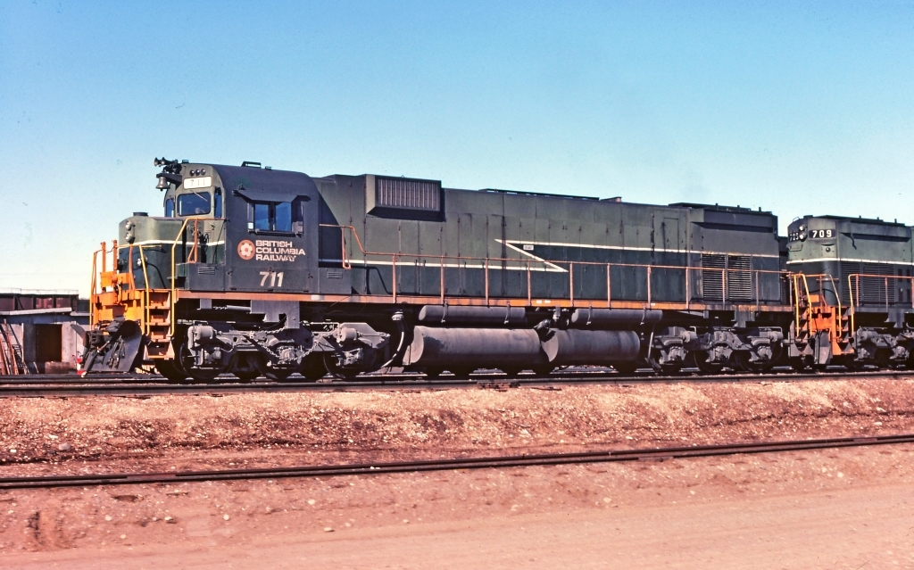Railpictures.ca Doug Lawson Photo Early morning, train No 32 the “PV” is ready to depart