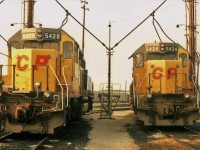 A pair of ex Missouri Pacific/Union Pacific/GATX SD40-2's wearing UP colours pause by the old sand house at Agincourt. The 5424 became ICE 6211 which was sold last year to SSRX.