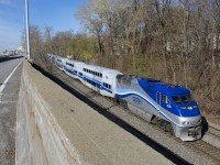 F59PHI AMT 1330 pushes a deadhead move westwards on CP's Westmount Sub a bit west of Lucien L'Allier Station.
