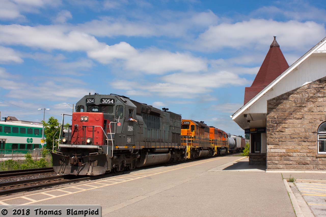 Why can't all trains be like this? Former Cotton Belt tunnel motor 3054 leads 3394 and 3403 on their westbound trip from Mac Yard.