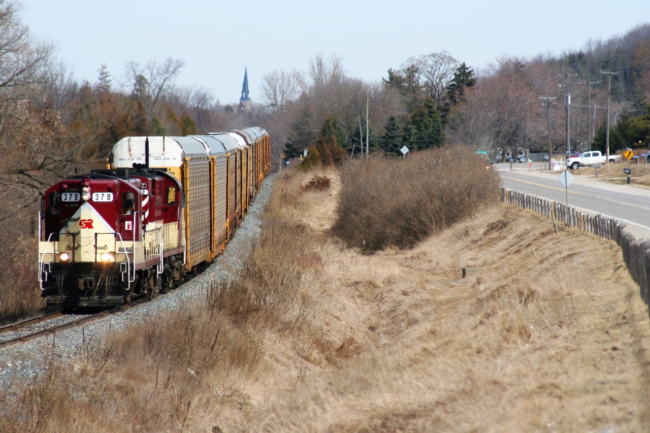 Ontario Southland Railway GP7 378 and RS18u 182 leave Woodstock behind as they head towards Beachville on the former Canadian Pacific St. Thomas Subdivision.