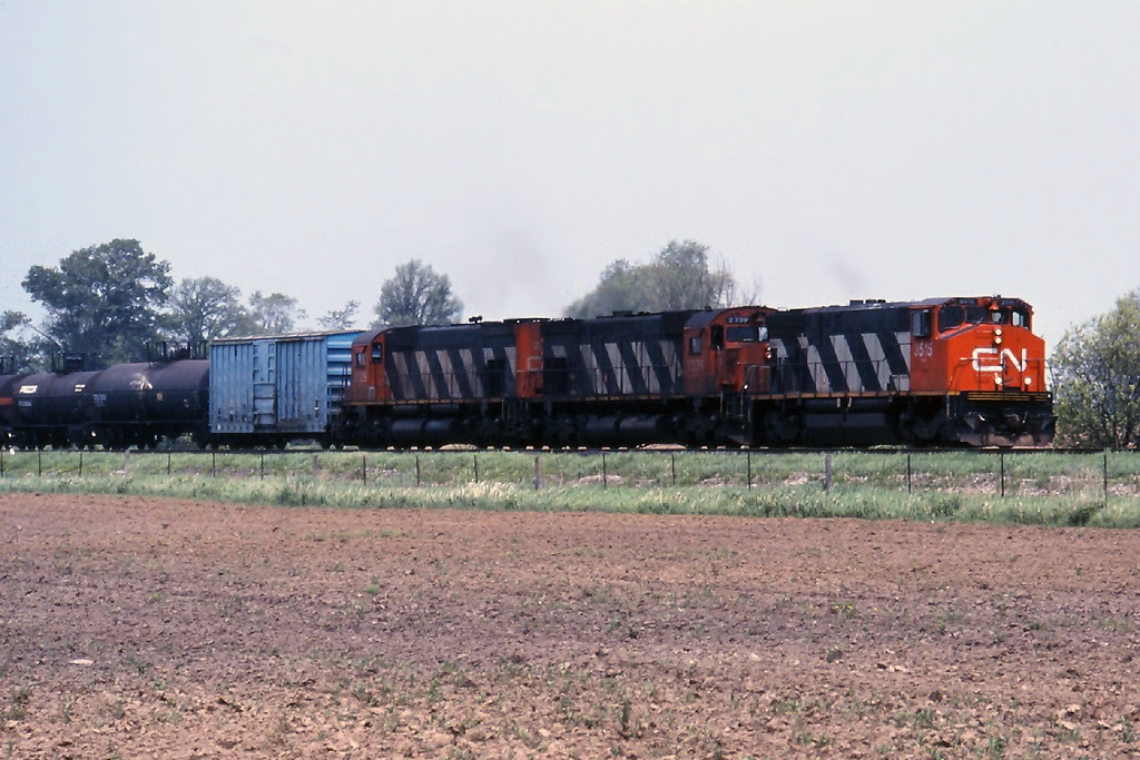 When I lived in Rockwood, the commute to work meant at least one crossing of the Halton Sub, trying to check signals in both directions. All MLW's was pretty rare by 2005, but I'm sure the crew prefered the M420 leading, as opposed to pocking in rolling in the trailing M636's