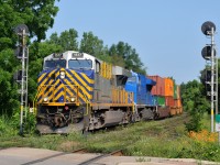 CN Q14891 03 splits the signals at Hardy with CREX 1517, GECX 2038, and 152 cars