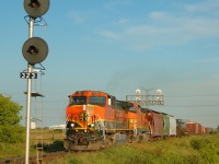 This was before the FPON group existed (now on <a href=https://groups.io/g/FPON/ target=_blank>Groups.io</a> - Subscribe and join us if you want a heads up on stuff like this!) but this was posted to C-N-R (on Yahoo groups for now) for posterity, and I looked up the info we posted at the time for this caption. This is a nice spot for an eastbound as long as the weeds aren't too tall in the long summer months,with brilliant sun and at this time 394 had foreign units more often than not.. for the next two years.