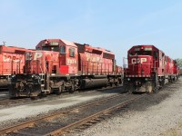SD40-2 5936 passed through a couple of months back to be returned to service and showed up again sporting a fresh battery box cover with presumably new batteries inside.