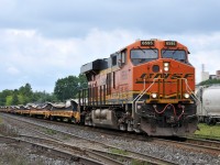 With Enginman Lucas at the helm, CN X30891 16 descends into Brantford with BNSF 6595 leading the way of 75 cars. BNSF 4686 is in DPU position on the rear of the train