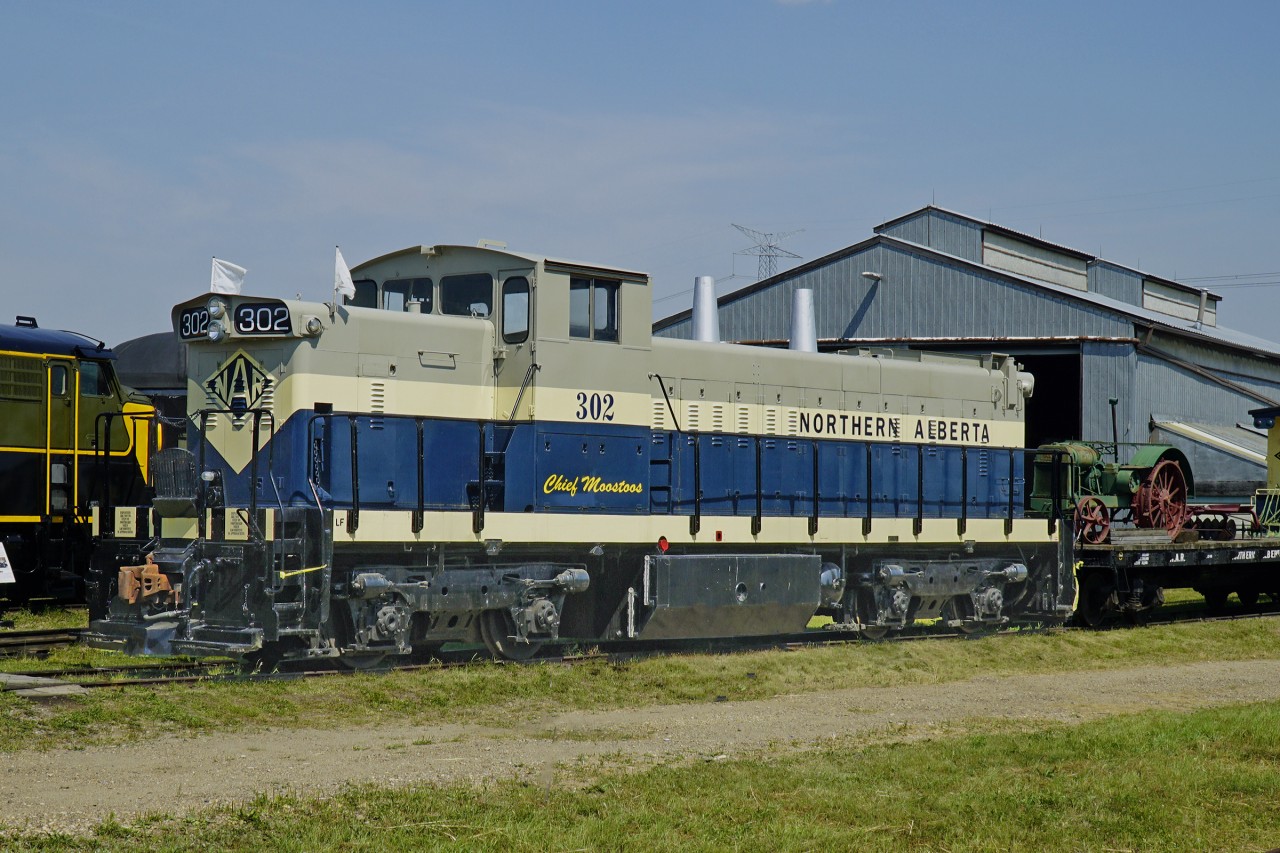 Gmd1  NAR 302 "Chief Moostoos" on display at the Alberta Railway Museum 5th  Annual "NAR Day".  Looking like the cosmetic restoration is now just about complete.