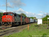 I didn't record the train number for this guy, but I am going to guess this is train 339 at 0926 AM passing Grimsby Station. Corrections welcome. Multiple Cowl units were quite easy to get in this timeframe.