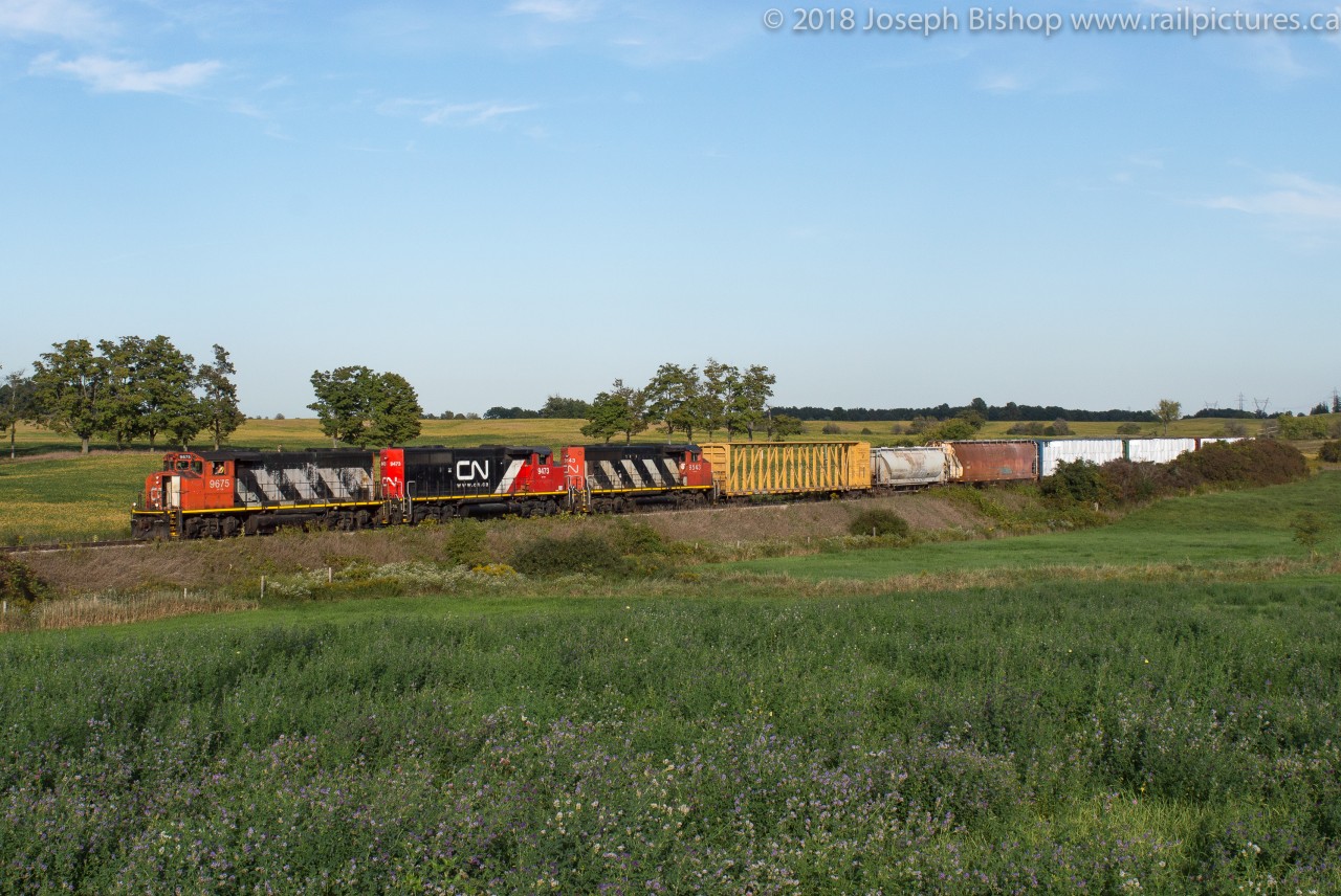 On the first full day of CN service on the CN Hagersville following the RLHH Lease End, CN 580 is returning to Brantford with cars from CGC in Hagersville Ontario.