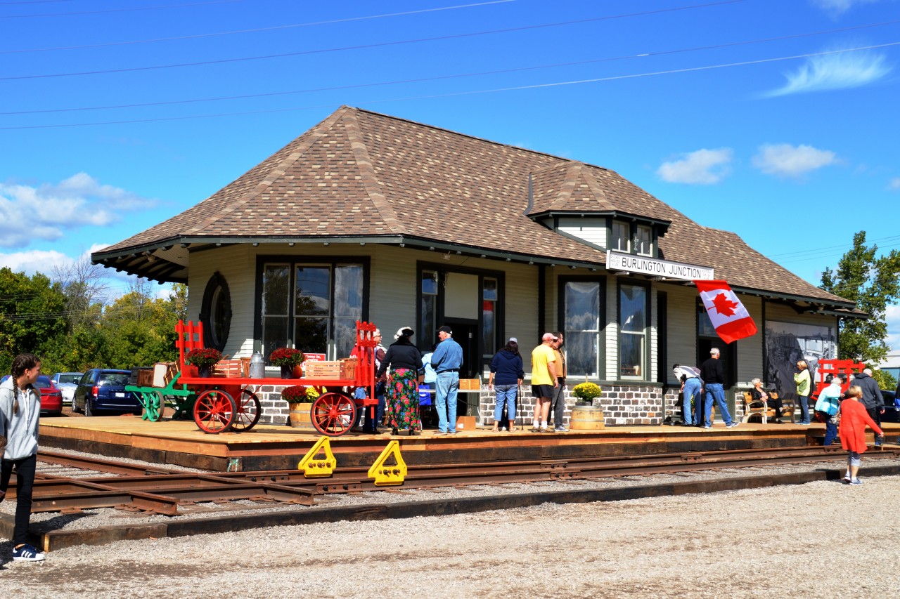 The station formerly known as "Burlington West' to the current generation of train enthusiasts had an Open House on Saturday Sept 29th which was well attended. An energetic and ambitious group of dedicated volunteers has restored this old landmark to most beautiful standards of the bygone days. The building was moved from along the CN main to its nearby permanent location on Fairview Av next to the Fire Hall a few years ago and the transformation to original appearance is marvellous. This is not just a plug for the group by the photographer, :o) but an honest opinion that the effort put in by the railroad group was much more over the top than ever expected.  Next Open House tentative Oct 14-15 in conjunction with the adjacent Fire Hall. Well worth the visit. Future plans are to lay more track in out back and hopefully come into possession of a steam engine and it's tender behind, and perhaps a caboose to further enhance the desirability of this overall project as a place to visit in Burlington. Stay tuned !!