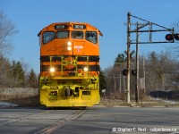 GEXR 580 is seen running 5 hours late, northbound in Guelph on the old CN Fergus subdivision, and the wide nose of a Canadian Cab is placed beside some very old original automatic crossing protection. While I took this photo I heard GEXR 582 at the junction a couple blocks to the south so instead of following this guy (the light was no good after this) I went to the jct to see what they where doing. That will be part 2/2 posted next.