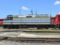 A former Amtrak/NJ Transit/SLC/AMT F40PH passing through Agincourt.