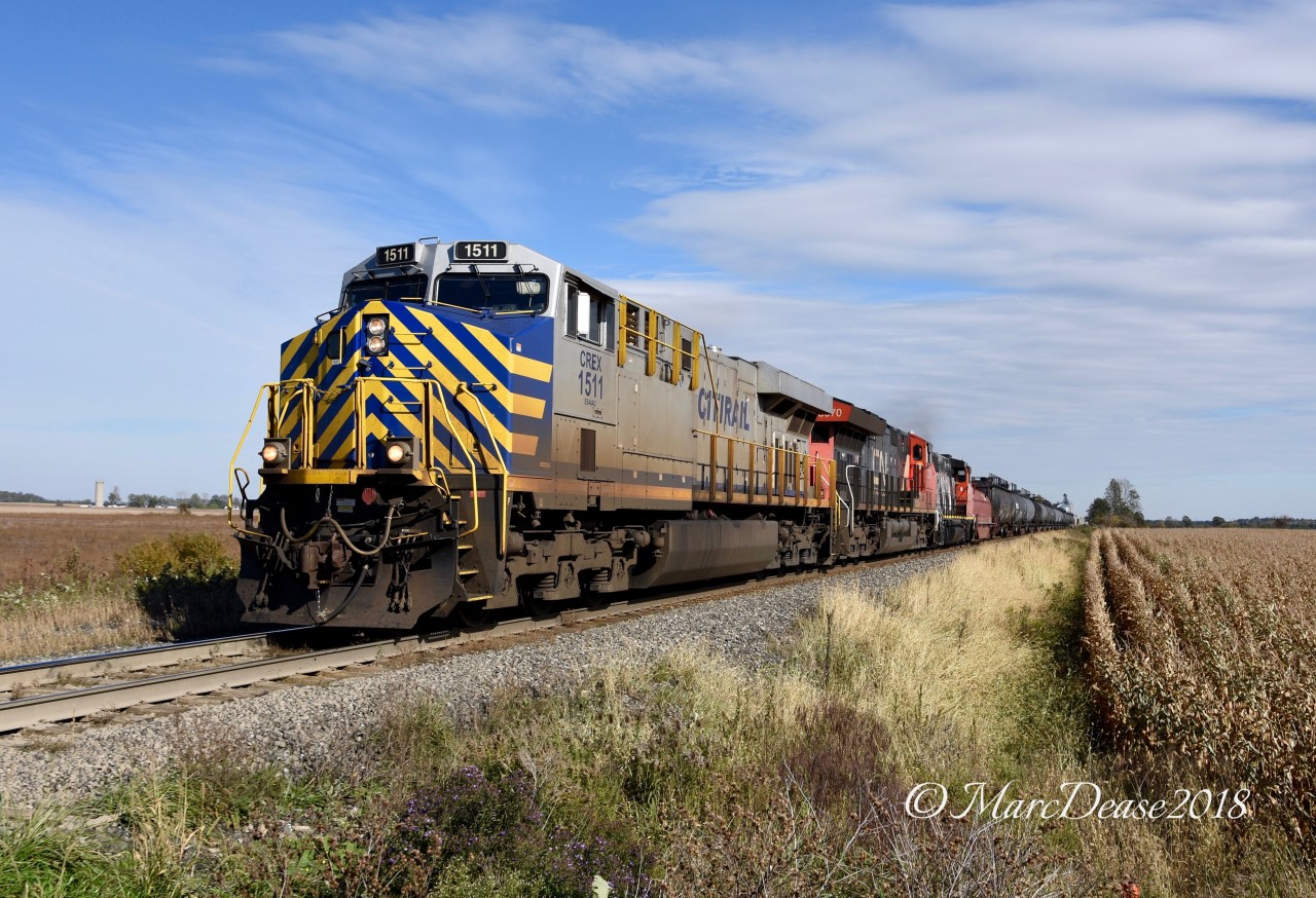 I had heard 385 had a nice leader so I ventured out to South Plympton Line to catch them on a beautiful fall afternoon. CREX 1511, CN 3070 and CN 4781 head west bound for Sarnia, ON.