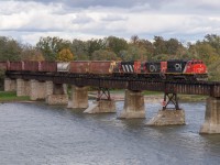 A shot that I have done many a time with the SOR, now a shot that I have been able to repeat with CN.  Here we see CN L580 heading for Hagersville with CN 9473, CN 7025 and CN 4130.  All of their cars today were to work the CGC plant outside of Hagersville.  The mill in Hagersville was not worked on this afternoon.