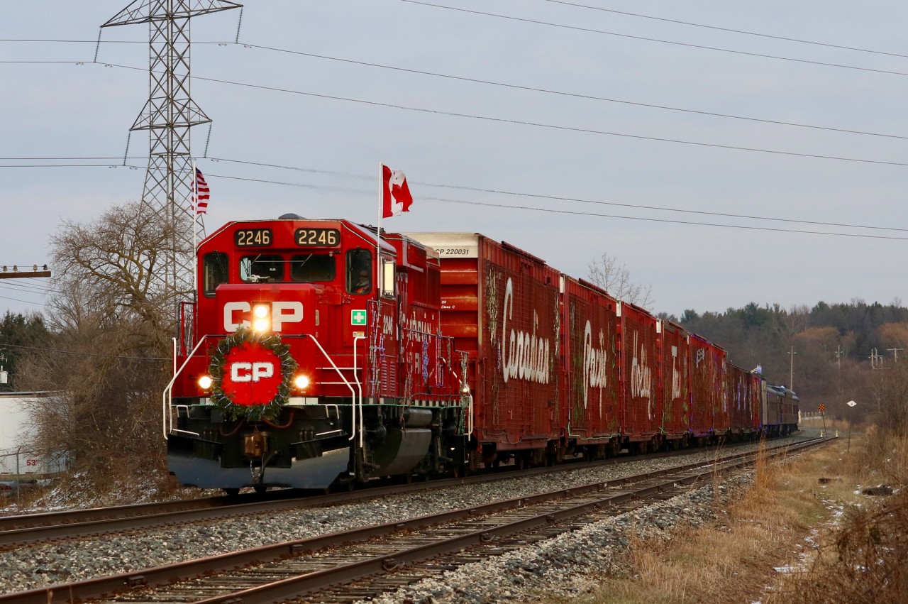 Passing by Mile 55 as they approach Cambridge for the stop.