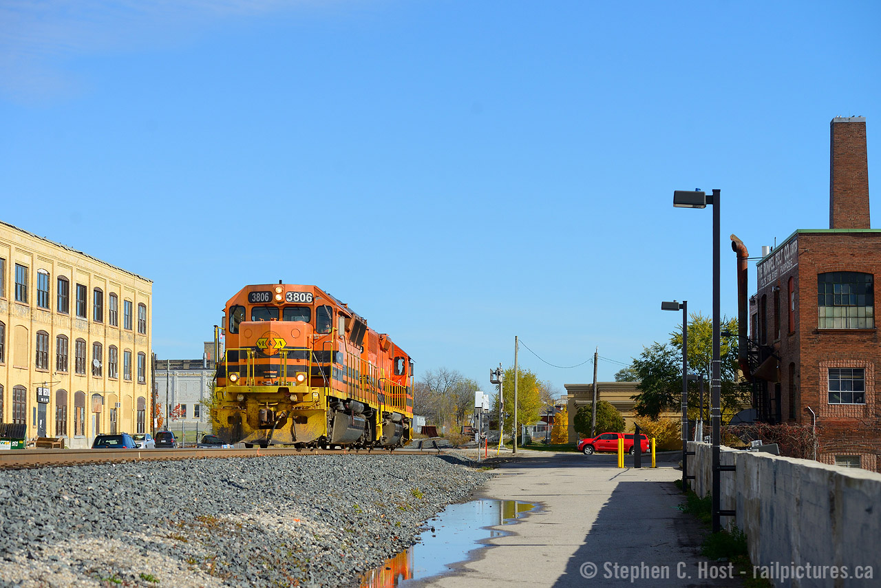 Less than three weeks before CN, GEXR X580? is westbound for Stratford after having set off cars at Shantz Station Terminal (P&H) in Breslau. see Next photo I posted  for what this looks like not long after CN took over. I made sure to capture basically the same shot for before/after comparisons.
