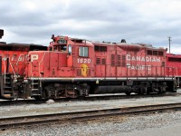 GP9 1620 passing through Agincourt on it's way to new owner Ontario Southland.