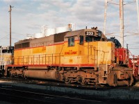 An ex Missouri Pacific SD40 patched over for I&M Railink. The railroad began operations 4 months before this photo and ended in July 2002 when the Iowa Chicago & Eastern took over.
