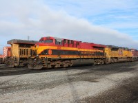 A nice start to the year with sunshine and the bright colours of KCS Southern Belle 4845 and a UP SD70ACe 8352.