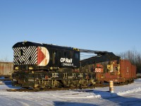 CP 414501 is a 250-ton self-propelled wreck crane built by Industrial Brownhoist that is preserved at Exporail. Lurking in the background is control cab CP 1100, originally C-424 CP 4236.