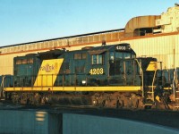 Railink Ottawa Valley GP9E by the pit of the Agincourt turntable.