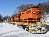 Eastbound on the Lachute sub with 26 loads.