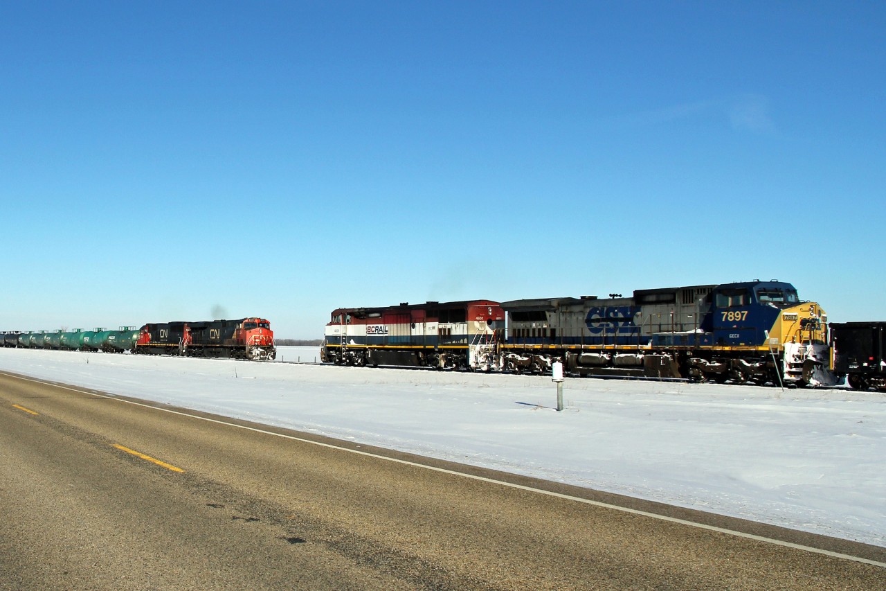 CN 2224 east meets BCOL 4601 and GECX 7897 at Chipman.