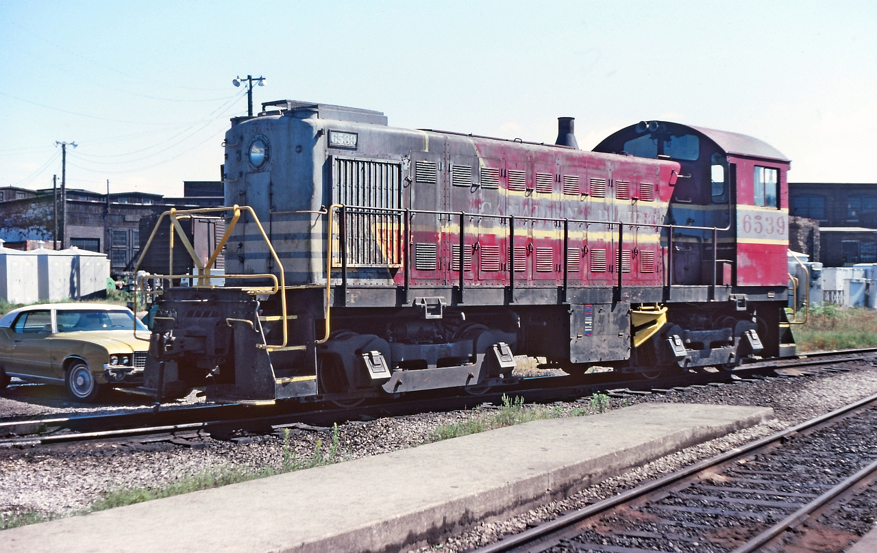 A hot August morning, CP 6539 taking a break at the John Street roundhouse facility.