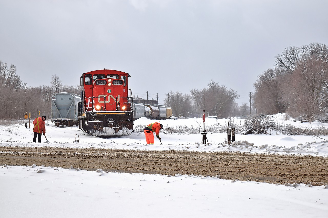 The crew for the Cambridge-Guelph local (540, 542? I don't remember) gets the fun job of sweeping the switches before they can begin switching. The crews showed up with backpack blowers shortly after the train went north into the industrial area.