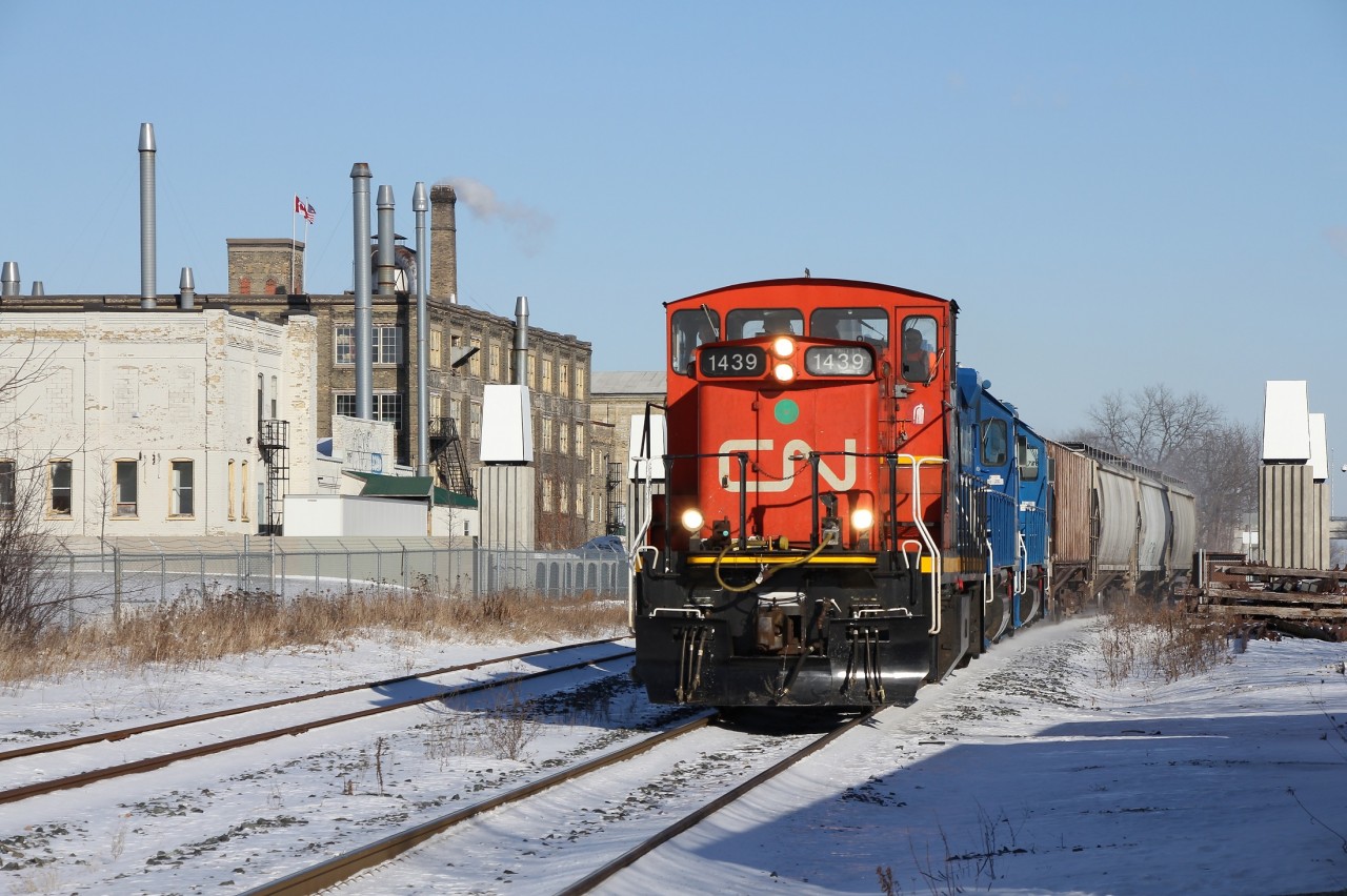 CN 568 is departing Kitchener en-route to Stratford on a very chilly January afternoon. These GMD'1 units sure are a treat to see roaming the rails on a class one railway in 2019. 1439 is 60 years old this year.