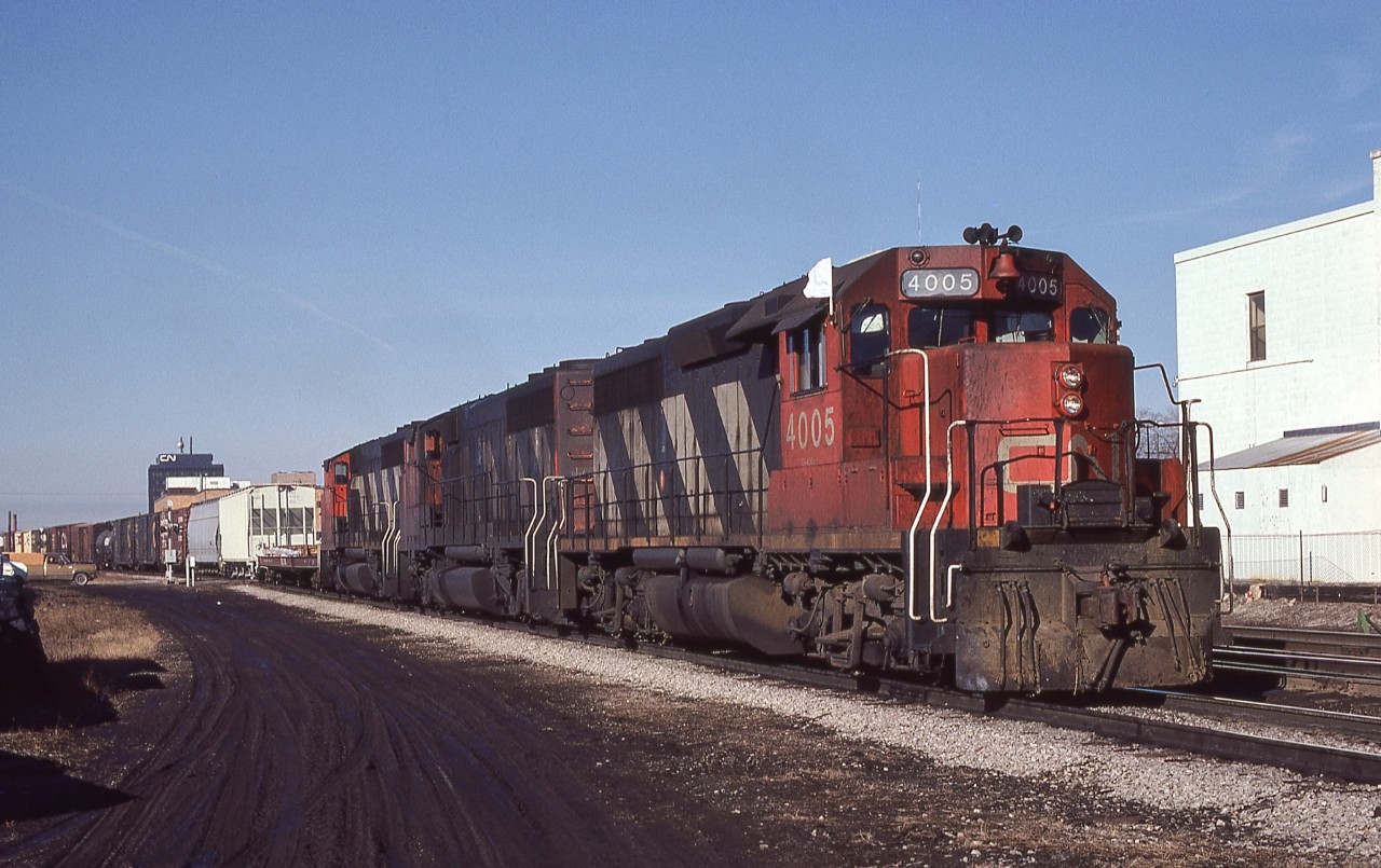 CN 4005 is in London, Ontario on March 25, 1981.